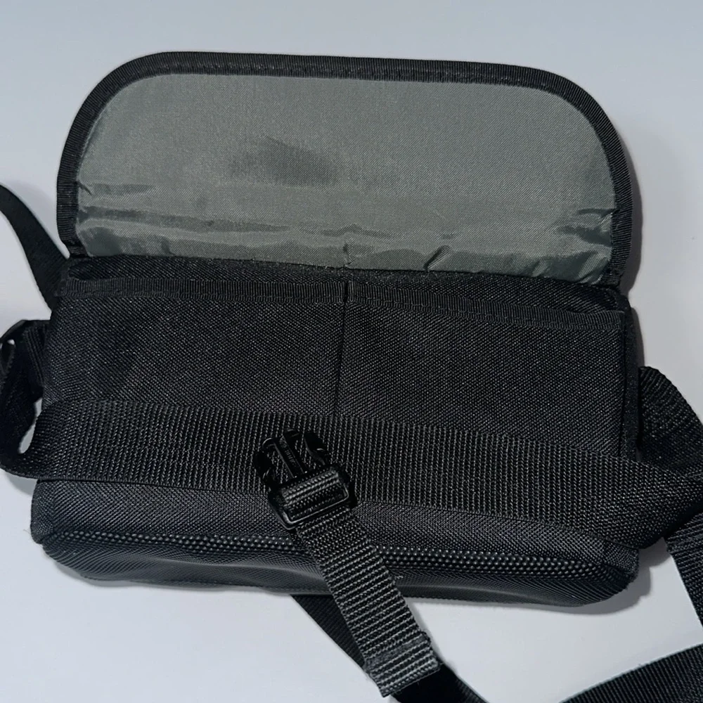 Canon camera carry